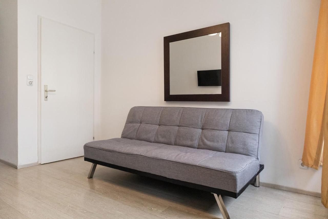 Pleasant 2Br - Perfect For Long Stays Vienne Extérieur photo